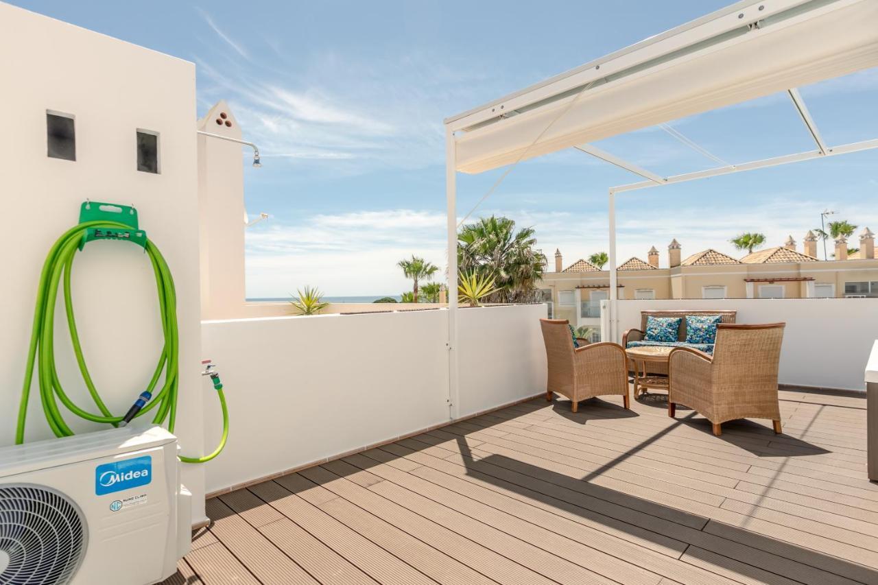 Seascape Villa Private Pool & Rooftop Jacuzzi With Sea View Near Manta Rota Beach วิลา โนวา เด คาเซลา ภายนอก รูปภาพ